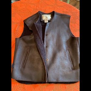 Eddie Bauer Jackets & Coats - 100% sheepskin vest Eddie Bauer Jackets & Coats - 100% sheepskin vest